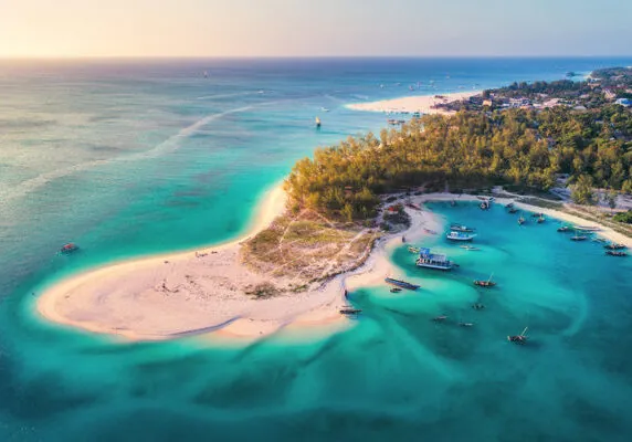 Turquoise water and a white sand bank on the Zanzibar coast